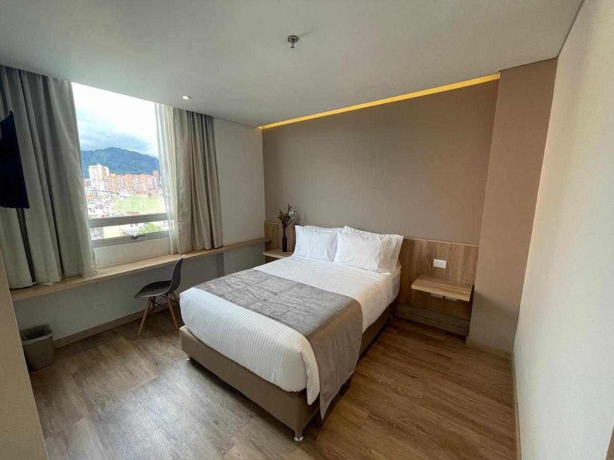 EM Budget Hotel Corferias Bogotá Eksteriør billede