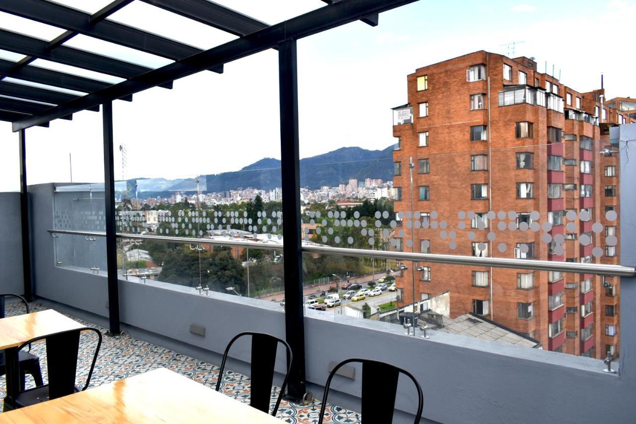 EM Budget Hotel Corferias Bogotá Eksteriør billede