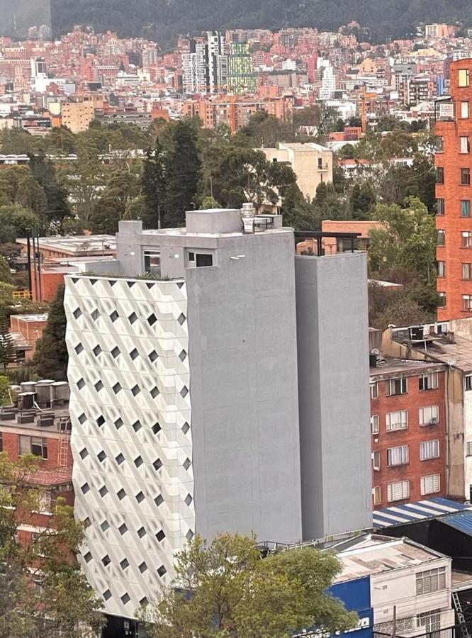 EM Budget Hotel Corferias Bogotá Eksteriør billede